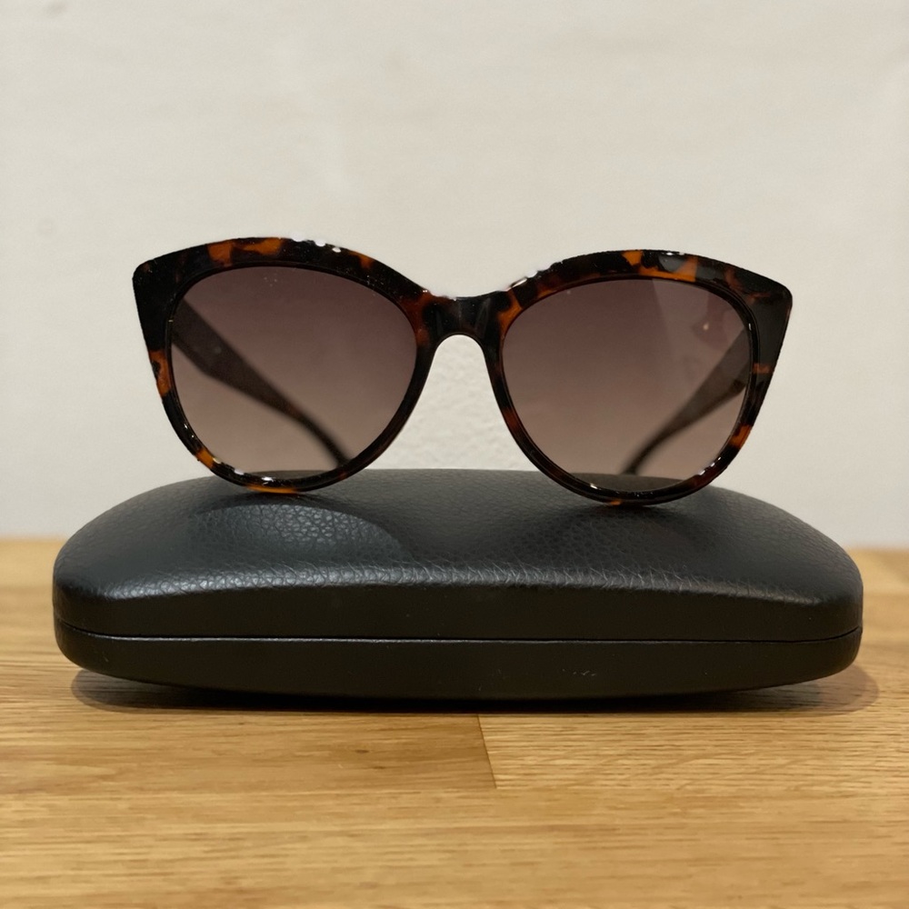 Kenneth Cole Reaction Cat Eye Tortoise Shell Sunglasses